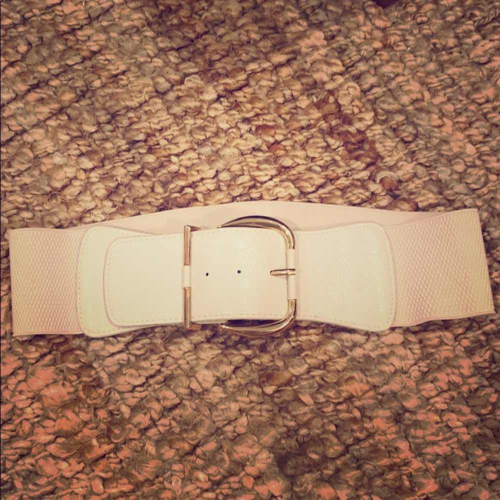 Faux Leather Chunky Belt
